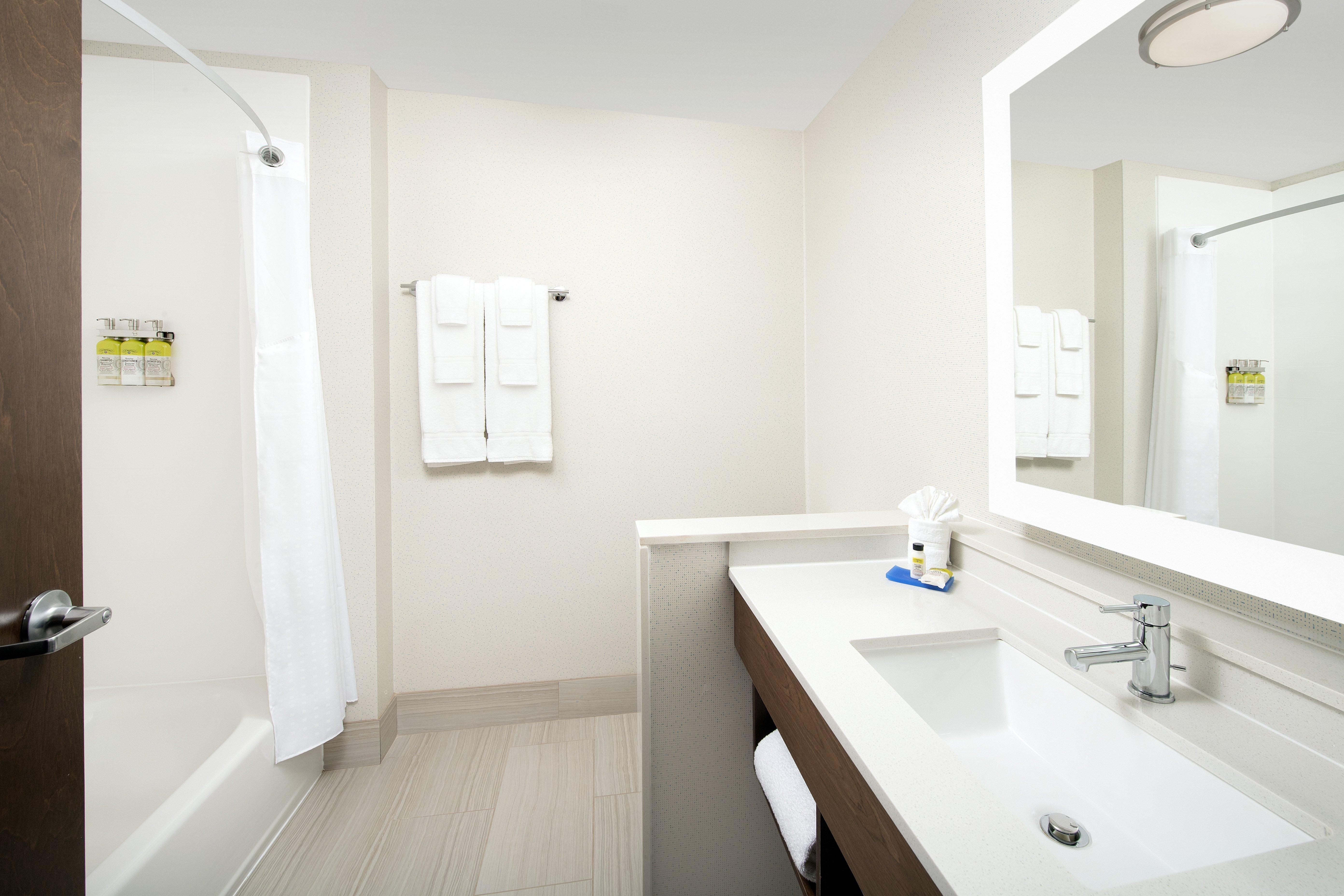 Holiday Inn Express & Suites - North Brunswick By Ihg Dış mekan fotoğraf