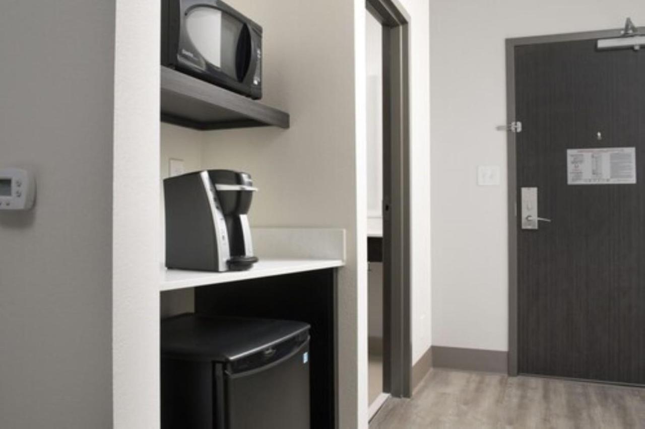 Holiday Inn Express & Suites - North Brunswick By Ihg Dış mekan fotoğraf