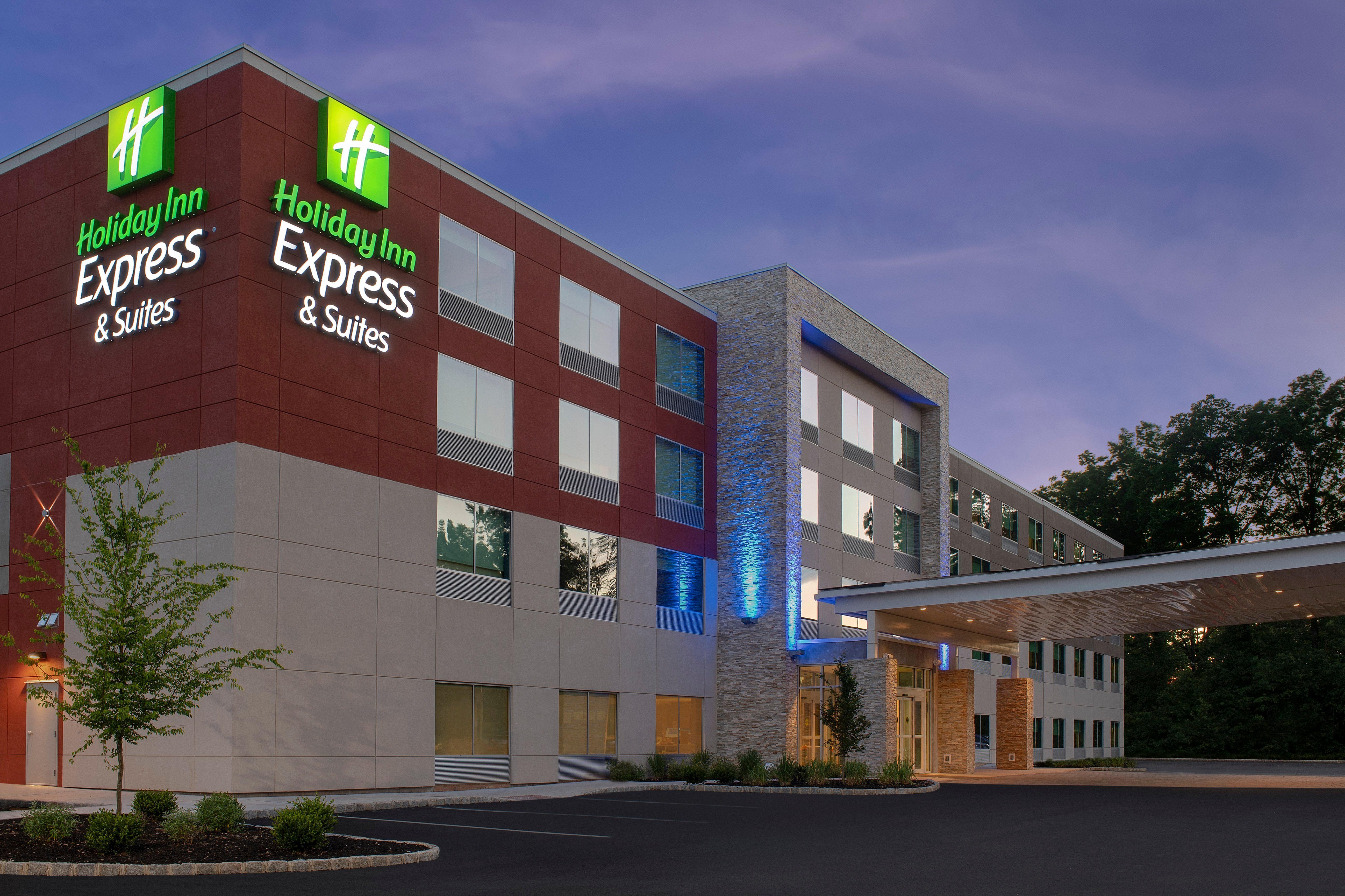 Holiday Inn Express & Suites - North Brunswick By Ihg Dış mekan fotoğraf